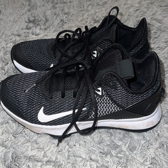 Nike LeBron James Basketball Shoes Size 7 - Picture 3 of 8